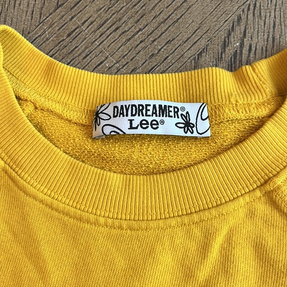 DAYDREAMER x Lee Monument Valley Crew in Golden Daze XS NWOT - Picture 6 of 8
